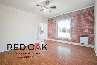 425–427 S. Grand View St, Unit 5502 in Los Angeles, CA - Foto de edificio - Building Photo