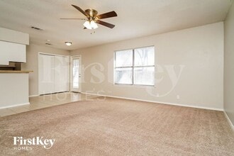 1708 White Oak Ct in Denton, TX - Building Photo - Building Photo