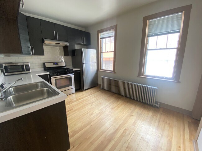 1834 W Melrose St in Chicago, IL - Building Photo - Building Photo