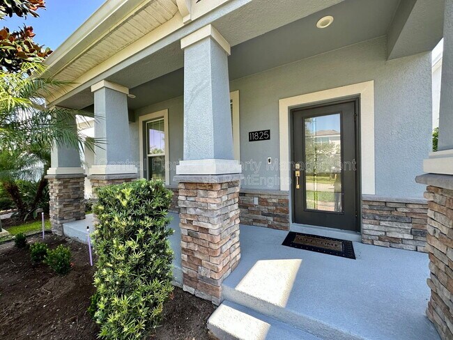 11825 Fiction Ave in Orlando, FL - Building Photo - Building Photo