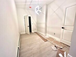 28 Dales Ave in Jersey City, NJ - Building Photo - Building Photo
