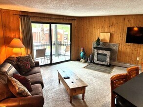 1075 Ski Hill Rd in Breckenridge, CO - Building Photo - Building Photo