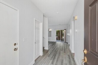 7983 Cook Islands Ct in Las Vegas, NV - Building Photo - Building Photo