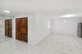 7794 NW 14th Ct in Miami, FL - Building Photo - Building Photo