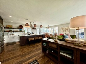 33 Walker Ave, Unit A in Somers, MT - Building Photo