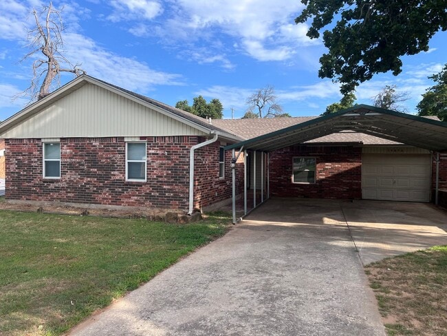 property at 14456 NE 4th St