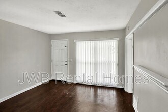 2328 Wilmont Ave in Jacksonville, FL - Building Photo - Building Photo