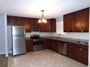 3118 Cymar Dr in Dayton, OH - Building Photo - Building Photo