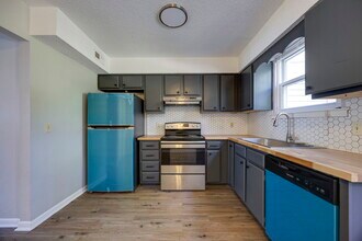 241 Colt Dr B, Unit A in Nashville, TN - Building Photo - Building Photo