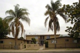 946 Water St in Bakersfield, CA - Building Photo