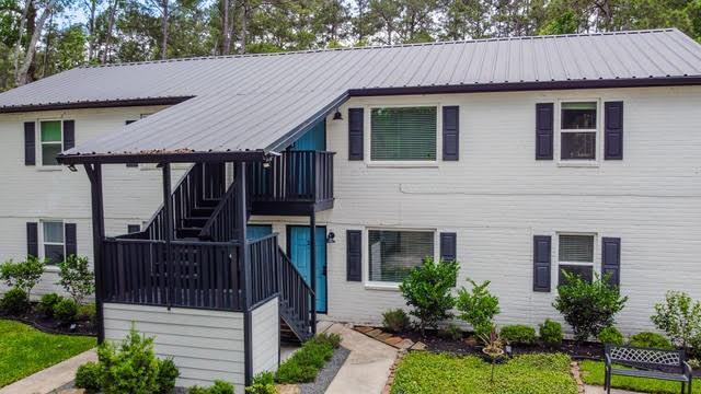2655 Fountain View St in New Caney, TX - Building Photo - Building Photo