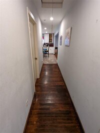 4604 Gunter St photo'