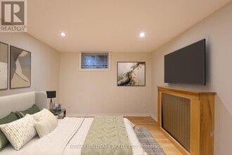 96 Glen Davis Crescent in Toronto, ON - Building Photo - Building Photo