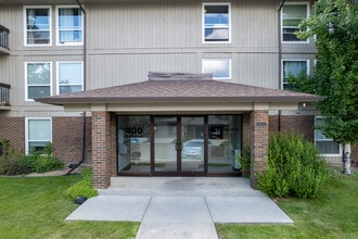 Fish Creek Ridge in Calgary, AB - Building Photo - Building Photo