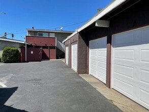 788 W 18th St, Unit A in Costa Mesa, CA - Foto de edificio - Building Photo