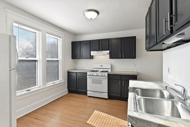 property at 420 N Oliver Ave