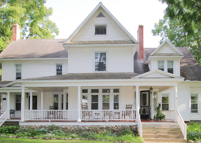 516 Washington St, Unit 2