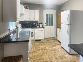 108 Pope St in Winona Lake, IN - Building Photo - Building Photo