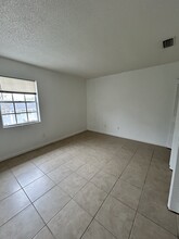 4817 W McElroy Ave in Tampa, FL - Building Photo - Building Photo