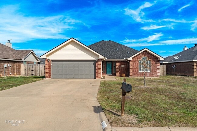 1410 Tulane Dr in Abilene, TX - Foto de edificio - Building Photo