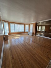 8031 S Rhodes Ave in Chicago, IL - Foto de edificio - Building Photo