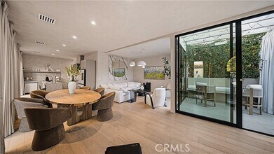 8840 Ashcroft Ave in West Hollywood, CA - Building Photo - Building Photo