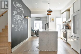 21 Alma Ave in Toronto, ON - Building Photo