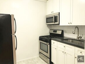 EAST 55 STREET, Unit 8D in New York, NY - Building Photo - Building Photo
