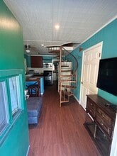 576 County Road 3605 in Bullard, TX - Foto de edificio - Building Photo