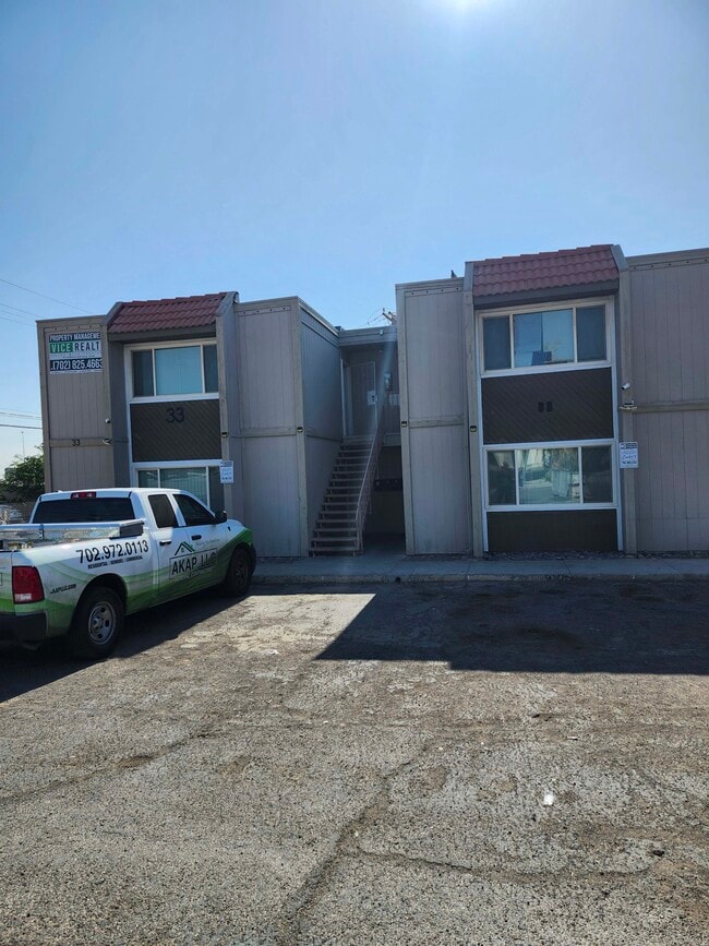 33 Gold Bar Ct, Unit C