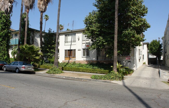 410 S Mariposa Ave in Los Angeles, CA - Building Photo - Building Photo