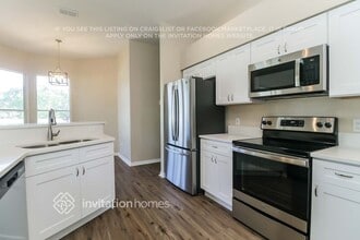 4924 Canterbury Dr in Land O Lakes, FL - Foto de edificio - Building Photo