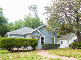 1015 N 1st St in Temple, TX - Building Photo