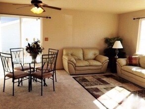 4912 Prospect Dr in Pueblo, CO - Building Photo - Building Photo
