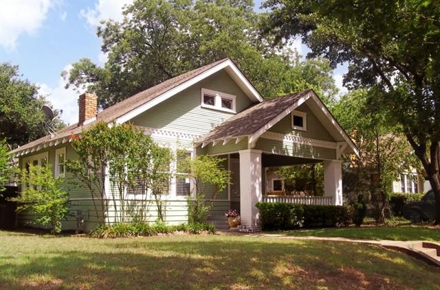 property at 218 N Windomere Ave