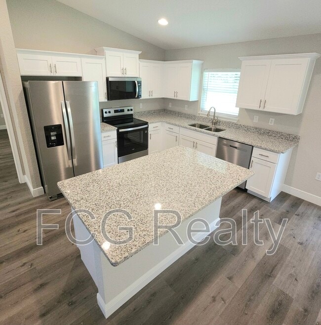 10254 N Langdon Rd in Citrus Springs, FL - Building Photo - Building Photo