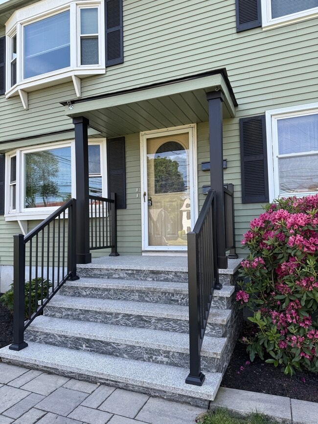 500 Farmington Ave in New Britain, CT - Building Photo - Building Photo
