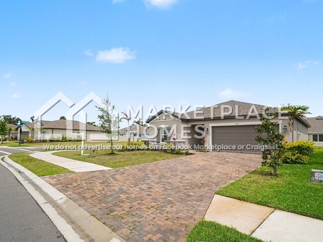5216 Senza Trl in Palmetto, FL - Building Photo - Building Photo