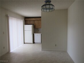 5580 Malt Dr in Ft. Myers, FL - Building Photo - Building Photo