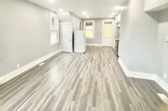 400 Prospect-Unit -A in Jeannette, PA - Building Photo - Building Photo