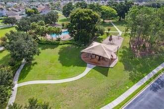 545 1st Cape Coral Dr in Winter Garden, FL - Building Photo - Building Photo