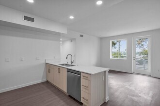 2724 El Cajon Blvd in San Diego, CA - Building Photo - Building Photo