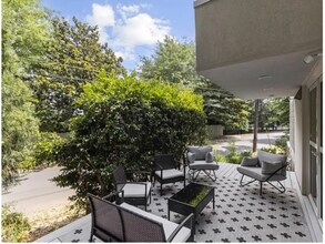4427 Powers Ferry Rd NW in Atlanta, GA - Building Photo - Building Photo