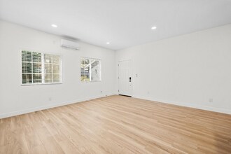 3884 Alsace Ave in Los Angeles, CA - Building Photo - Building Photo