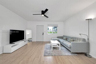 1001 NE 110th St in Biscayne Park, FL - Building Photo - Building Photo