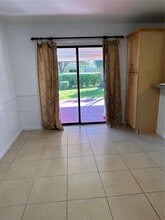 9840 SW 163rd St in Miami, FL - Building Photo - Building Photo