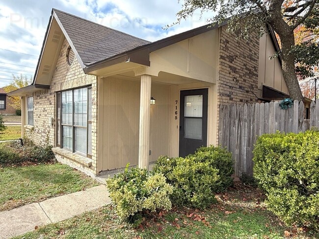 7165 Sorcey Rd in Dallas, TX - Building Photo - Building Photo