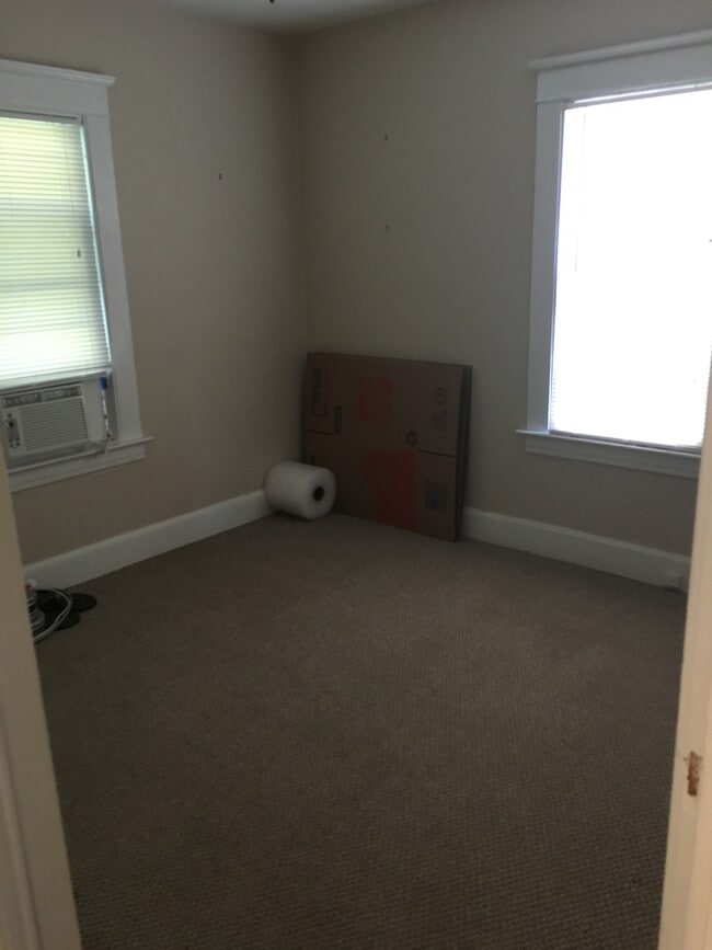 13 Homestead Ave, Unit 1 in West Haven, CT - Building Photo - Building Photo