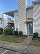 308 Thalia Station Ct, Unit 308 Thalia Station Court in Virginia Beach, VA - Building Photo - Building Photo