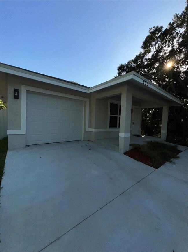 860 SW 10th St in Pompano Beach, FL - Building Photo - Building Photo